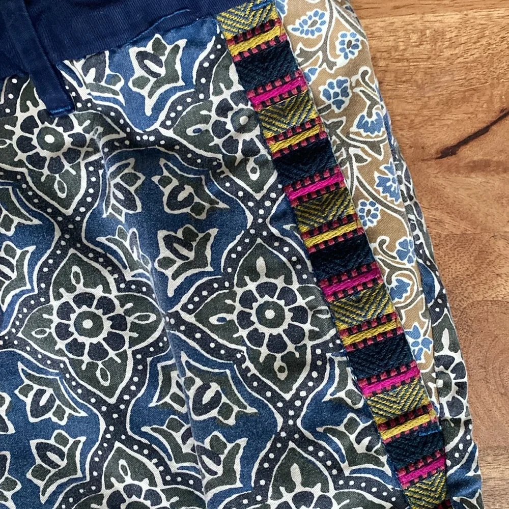 Scotch & Soda Navy Floral Patterned Shorts - Picture 4 of 8